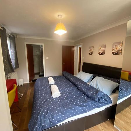 Stunning 2 Bedroom With Garden Sleep 6 London Kültér fotó