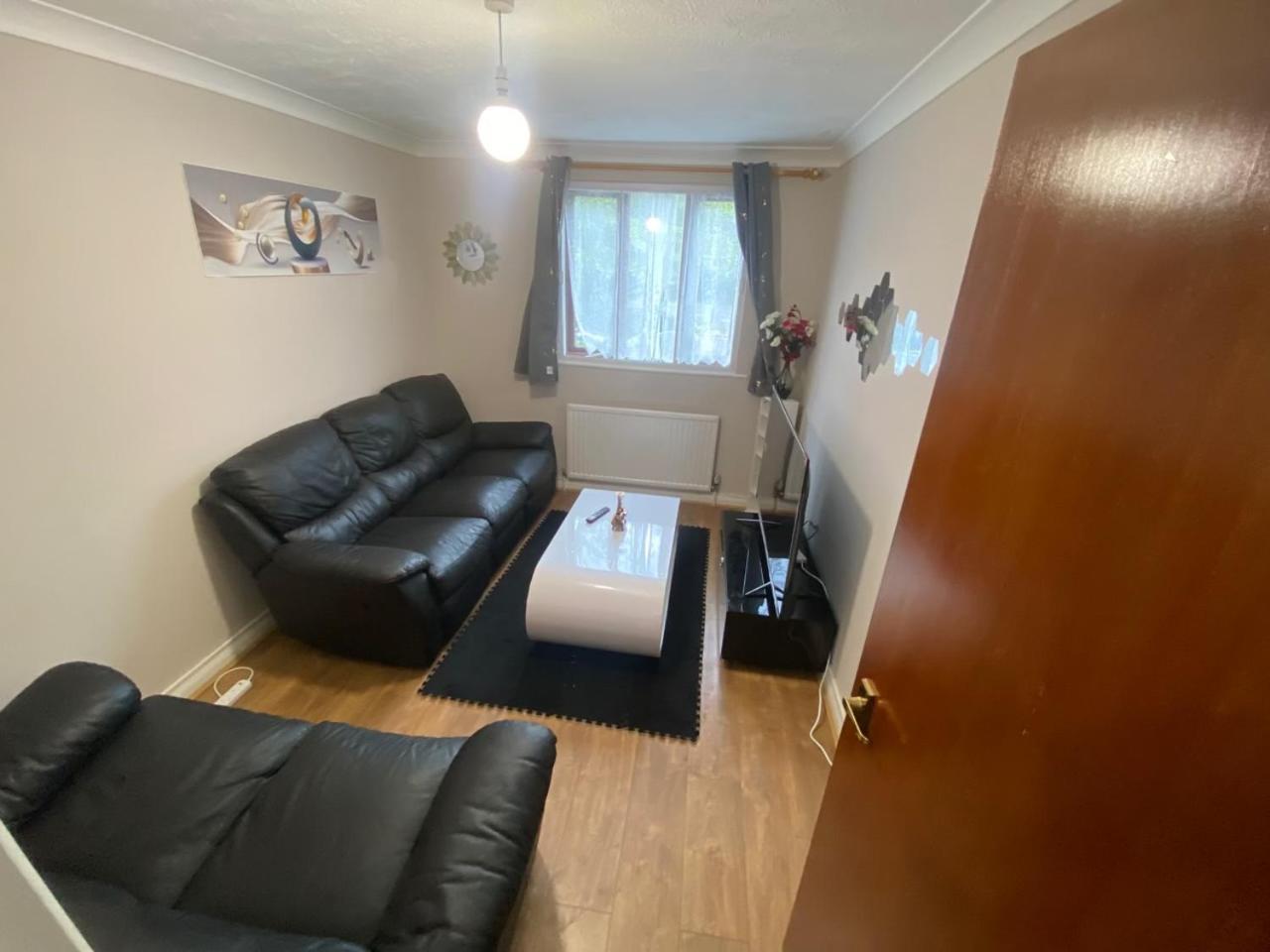 Stunning 2 Bedroom With Garden Sleep 6 London Kültér fotó